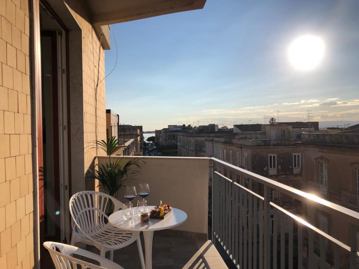 La Ortigia Apartment *