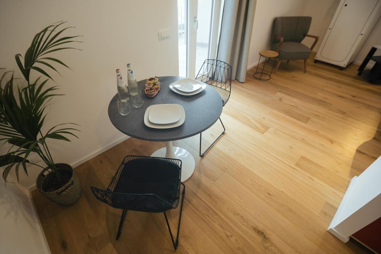 La Ortigia Apartment *